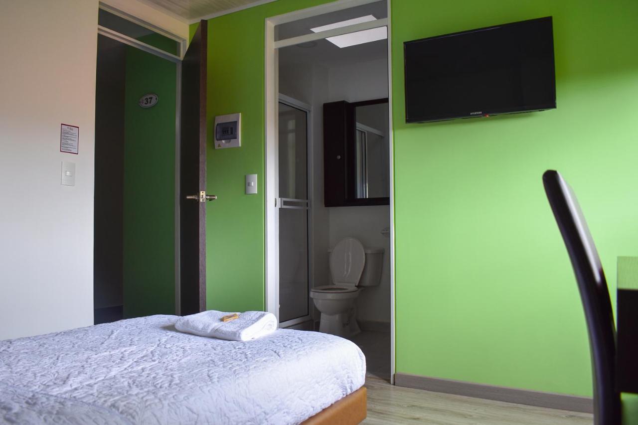 Hotel Hacienda Casa Vieja 툰하 외부 사진